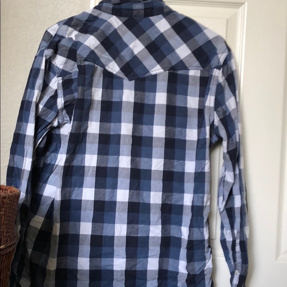 Urban Pipeline button down - Picture 3 of 3